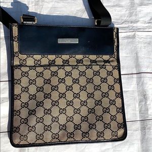 GUCCI Canvas Messenger Crossbody Bag